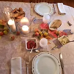 La Renardiere לינה וארוחת בוקר 3*